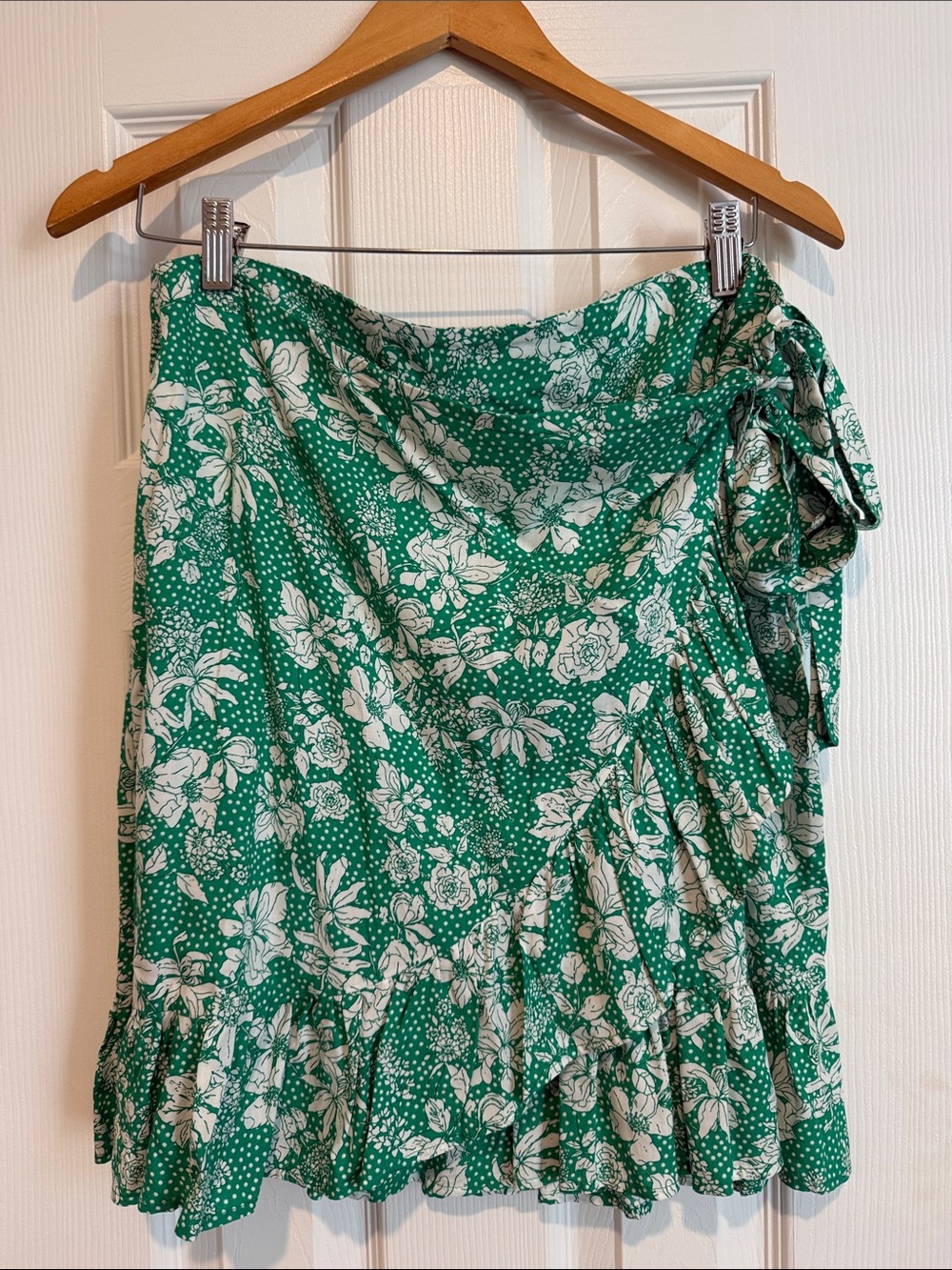 Mixit Green Floral Faux Wrap Skirt size 8